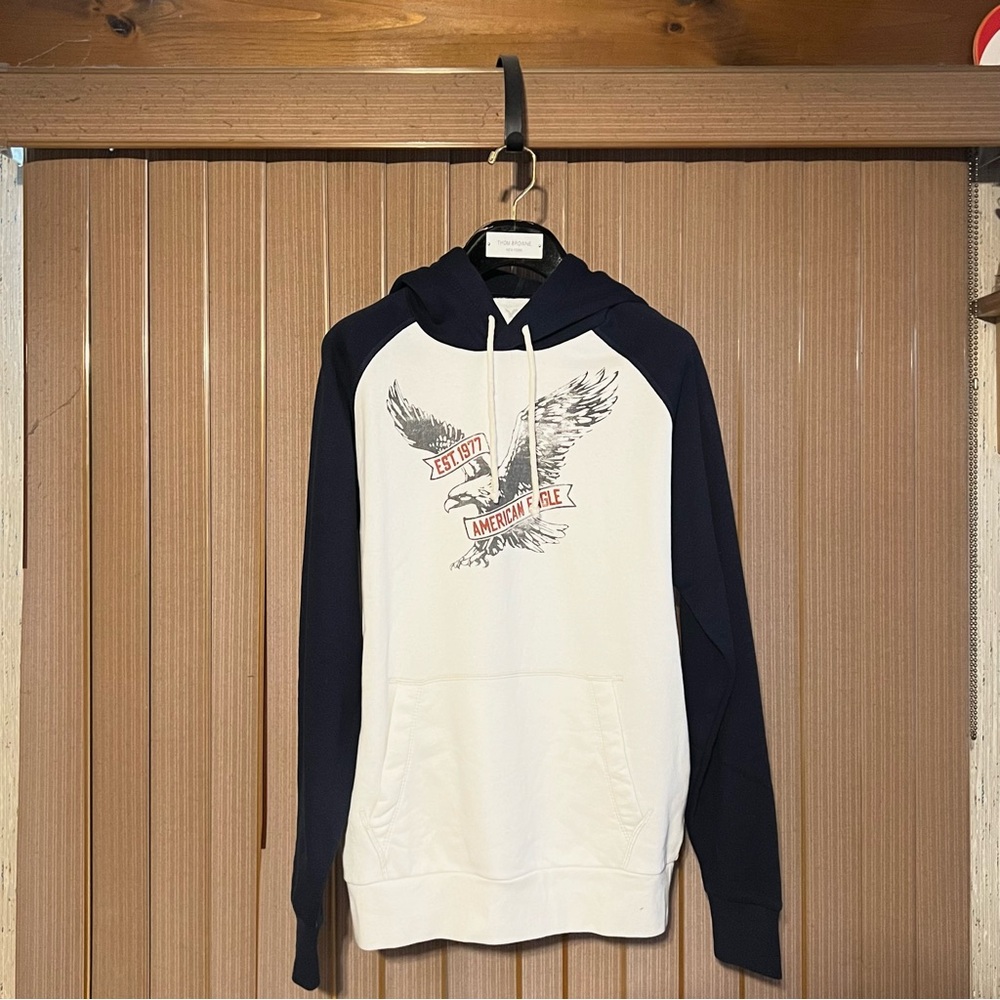 American Eagle Long Sleeve Hoodie Sweatshirt in Cotton Blue / White with Eagle